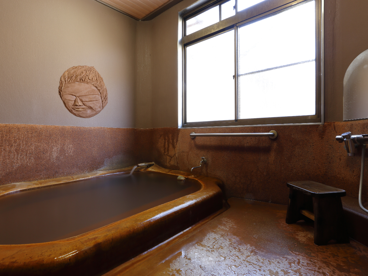 1K@̓@JX}El@pyG@@̉~󕧂̊łB