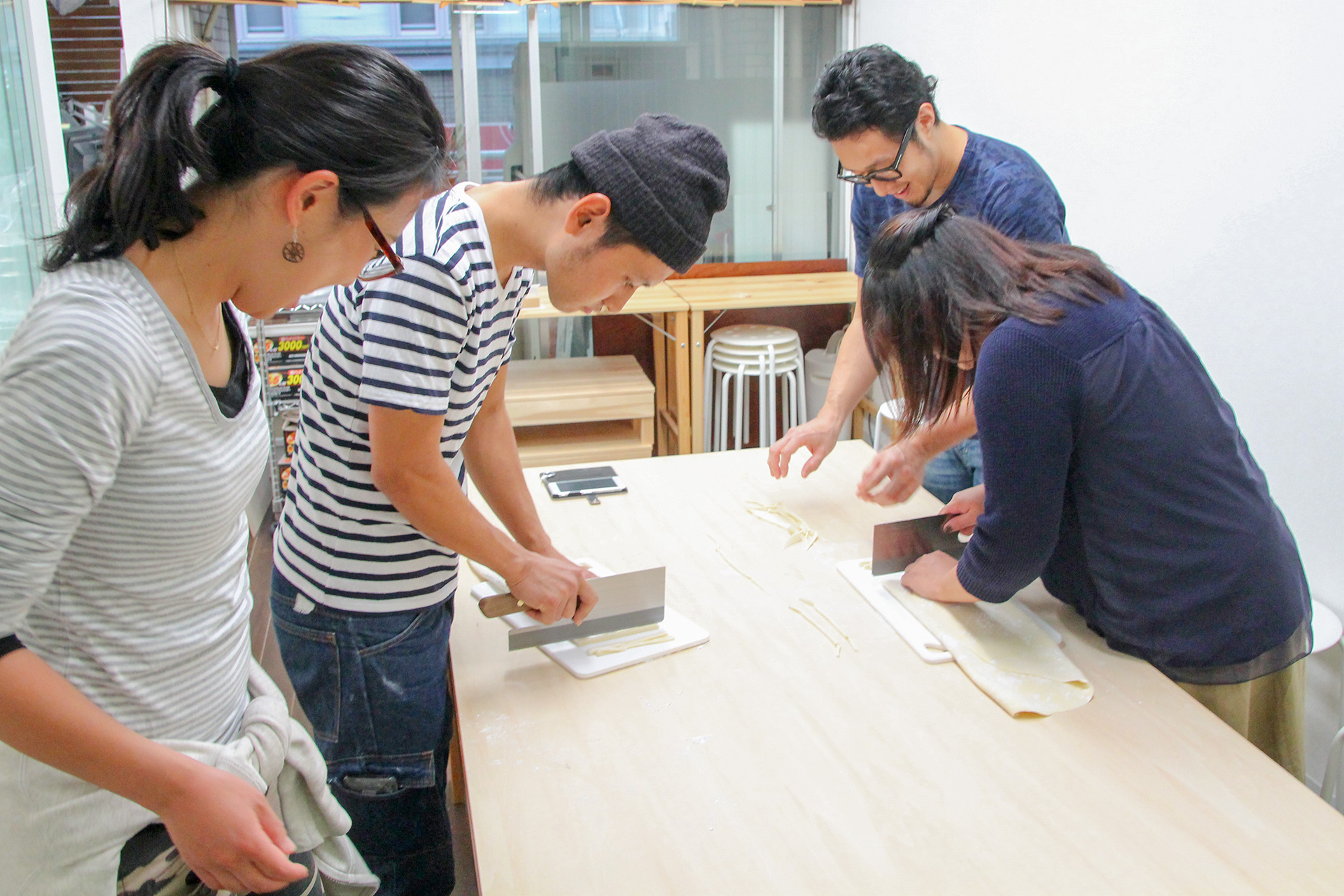 �F�l���m�ł��V�тɂ��炵�Ă��������B �ːؕ�Ő��n���J�b�g�I