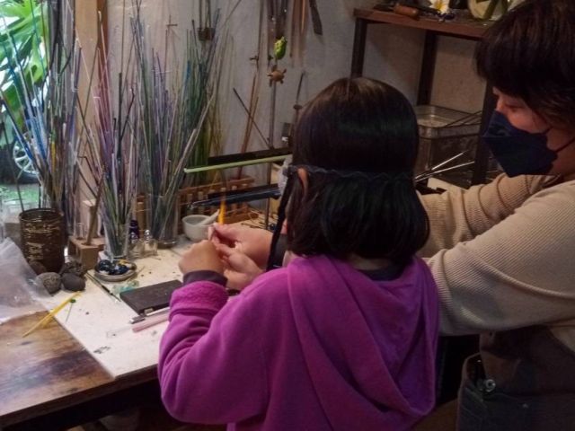 お子様の参加の場合には担当者が補助します。(保護者がお子様の補助をするのは危険なので出来ません。)