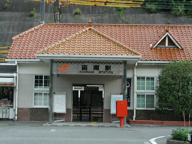 WꏊJRC^iȂ݁jwB
D͈AԂXփ|XgɏWłB
߂Ă̕킸Sł