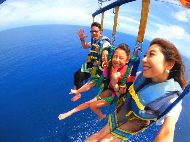 ★2024年じゃらん沖縄・那覇&慶良間諸島エリア・総合口コミランキング&パラセーリング部門口コミランキング第1位★