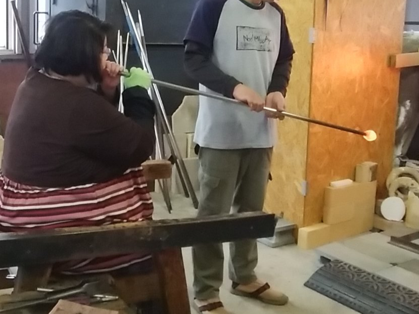 ǂǂ̃KXɋC𐁂񂾂肵Đ삵܂BlwĂ܂B