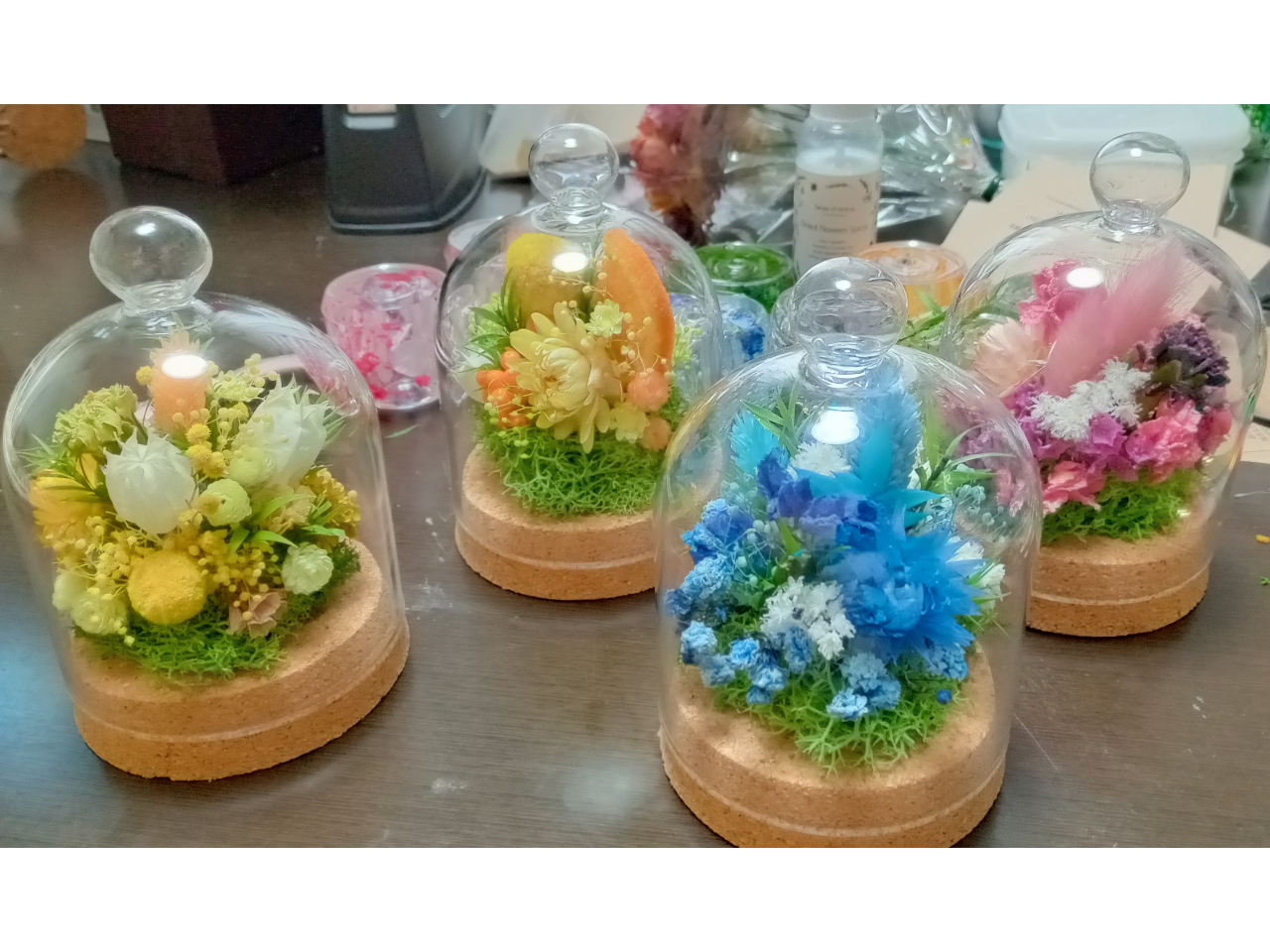 【ドライフラワーを使ったガラスドームアレンジ体験】《約60分》