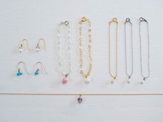 自分だけのオリジナルアクセサリーを制作♪ハートチェーンリングやブレスレット、ピアス、イヤリングなど。天然石は500円?、追加料金で天然石やパーツ変更できます。