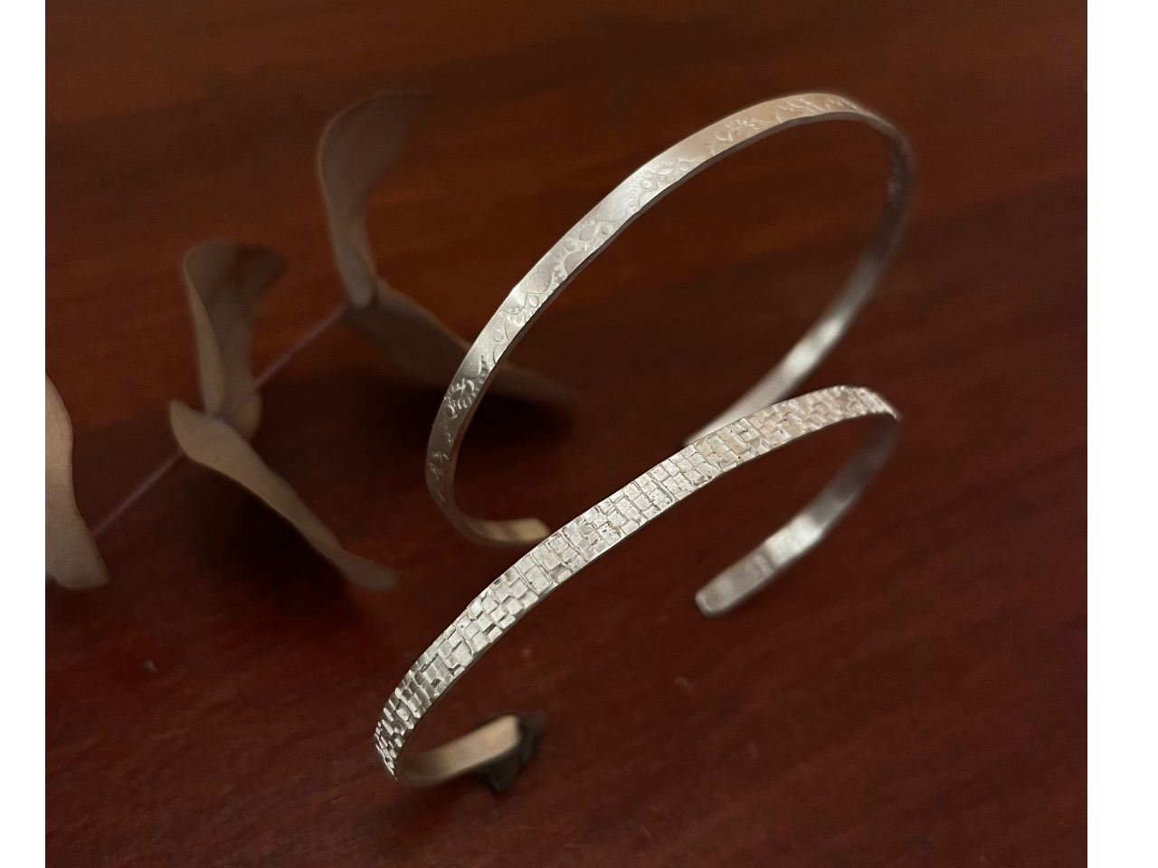 ςeNX`[ĎdグĂVo[oOql̍ił