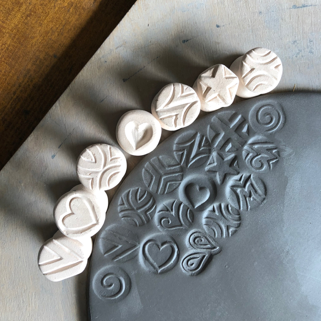 n[g}[NȂǂ̕l邱Ƃł܂