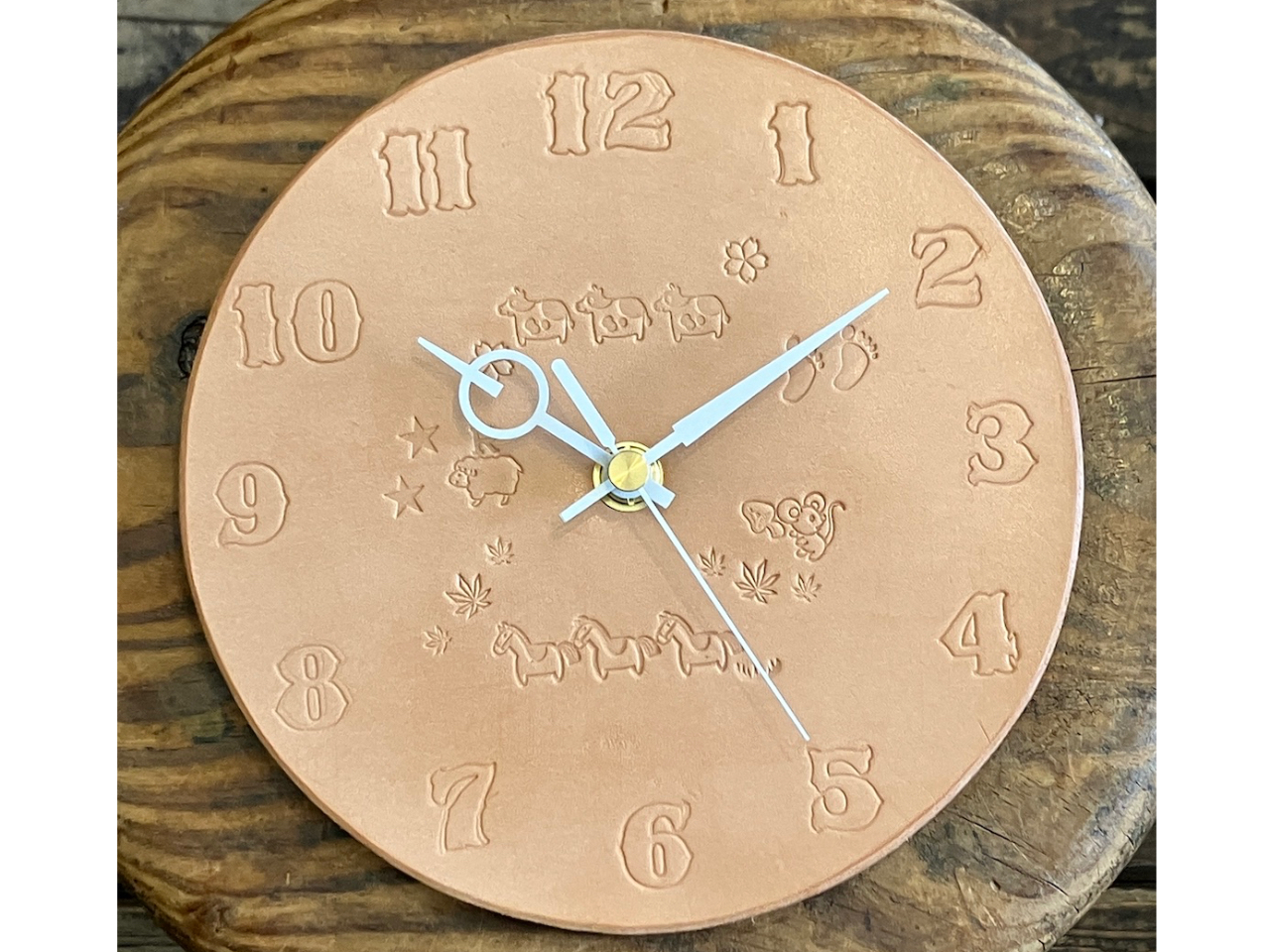 ワークショップ見本です。お好きなだけ刻印打てます。