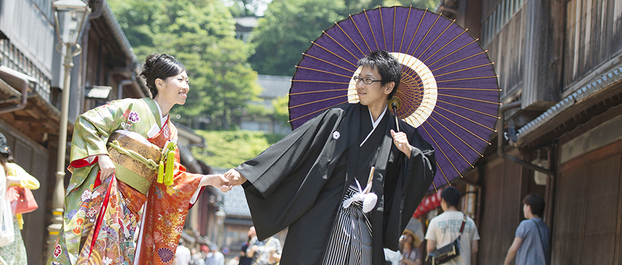 和装で兼六園とひがし茶屋街で撮影いたします。