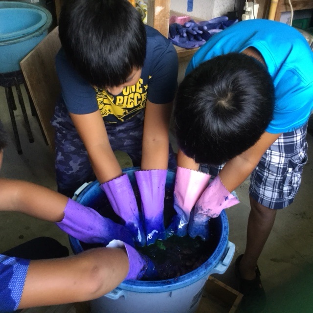 子供たちも体験中!