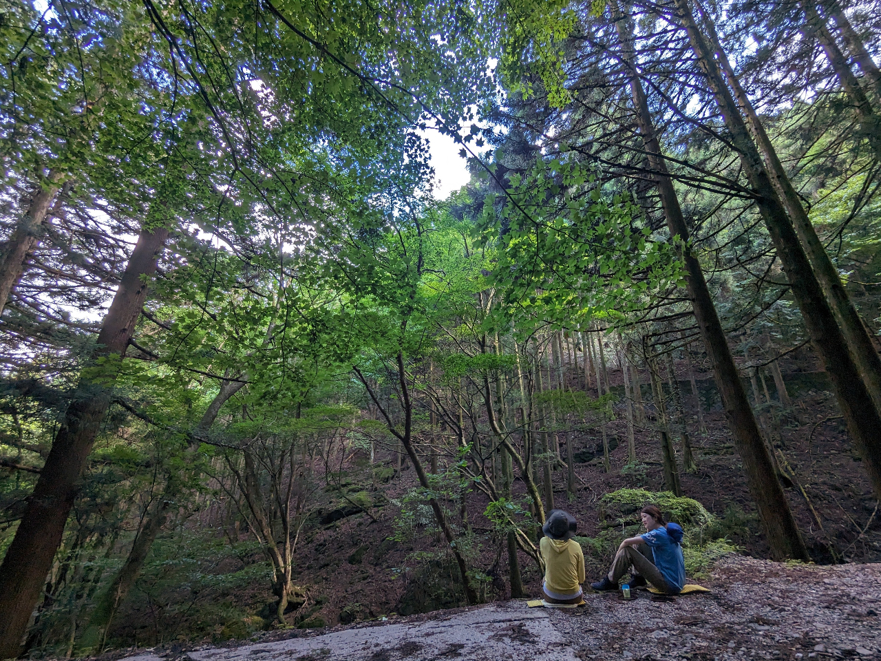 �X�̒��ł������ƂЂƋx��