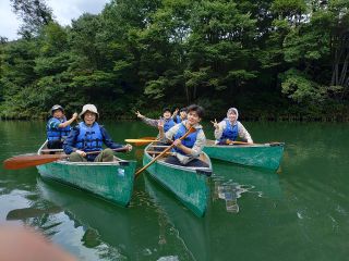 みんなでワイワイ楽しいカヌー