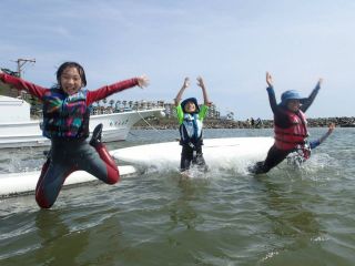 みんなで海に出ると楽しいね!