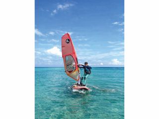 ウインドサーフィンで風に乗ろう!