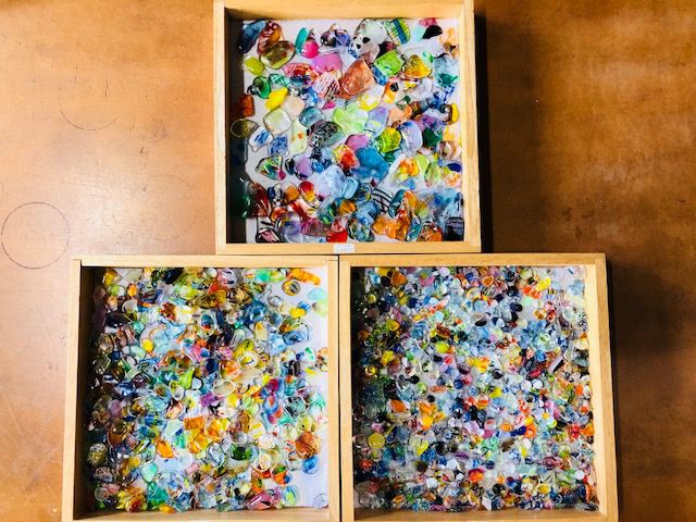 ものに合わせて大・中・小のガラスパーツをご用意しております♪