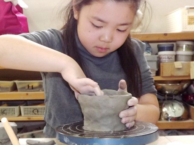 お子様でも簡単に作れます♪講師も優しくお手伝いするから、ご家族も安心◎