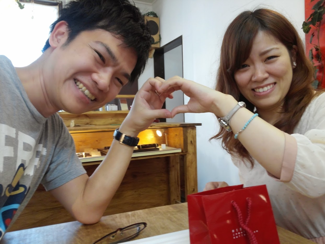 大切な記念日や思い出にペアネックレス製作がカップルに人気です