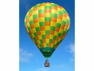 上空30mまで上がる気球は迫力満点です♪