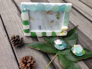 シークラフト体験で作っていただけるフレームとマグネットの作品例です。