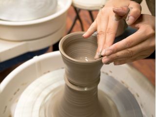 電動ろくろで陶芸を楽しもう!