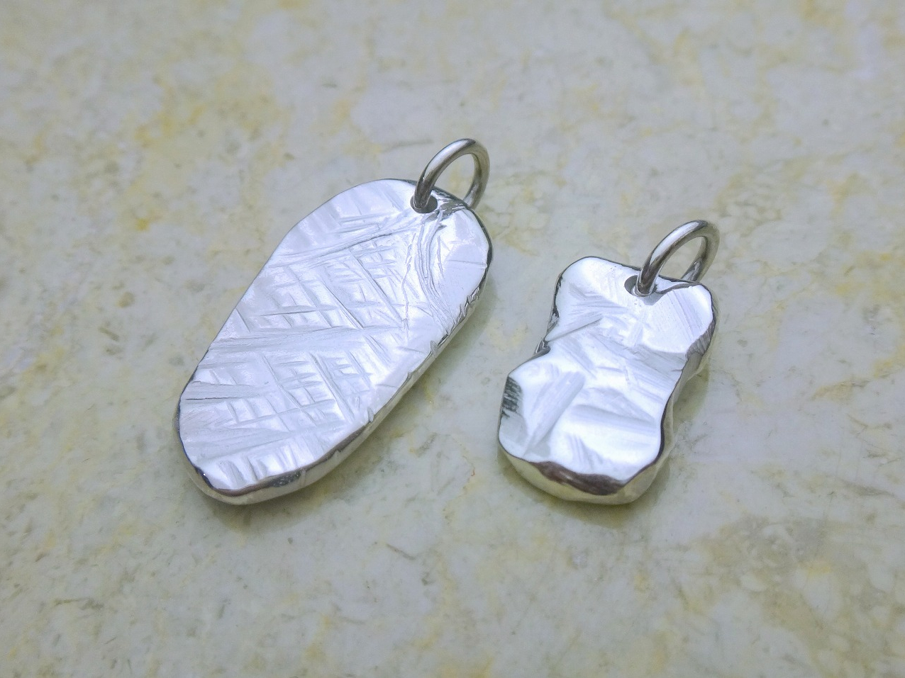 WAX(蝋)での制作なので、デザインの自由度も高いです