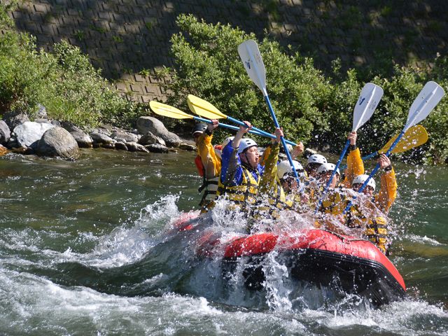 安全で楽しい激流ポイント盛り沢山!