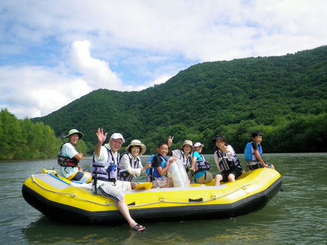 今日は少しだけ「自然の時計」に時間を合わせ 川旅の向こうにあるみんなの笑顔を探しに出掛けましょう!!