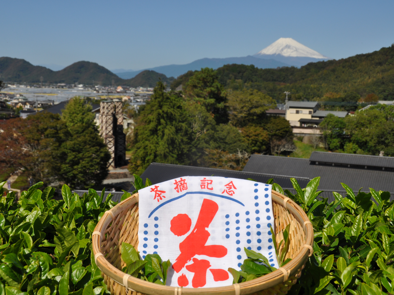 ���ɔ���ʂ����͓��X�I���W�i���B���y�Y�Ƃ��Ă������A�肢�������܂��B