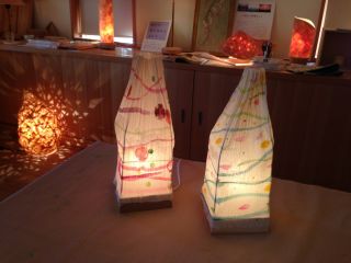 実際にお客様が体験で作られた灯りです
