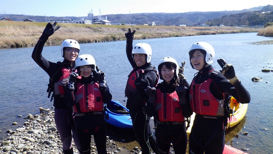 みんな笑顔になっちゃう!濡れるの嫌だって言ってたのに〜(笑)