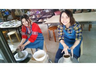 一度はやってみたかった電動ロクロ体験!夢中になれる時間は、素敵な時間です。