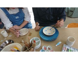 湯呑、小皿、組み合わせは自由にお選びいただけます。