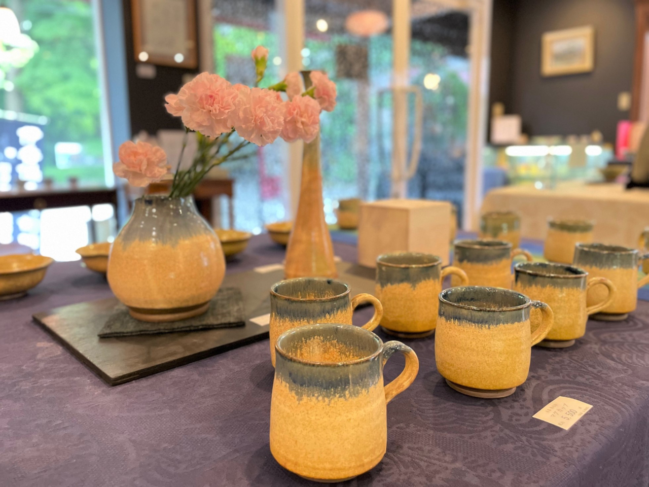 2K̃M[ł͈ɍۏĂ̍iW̔Ă܂