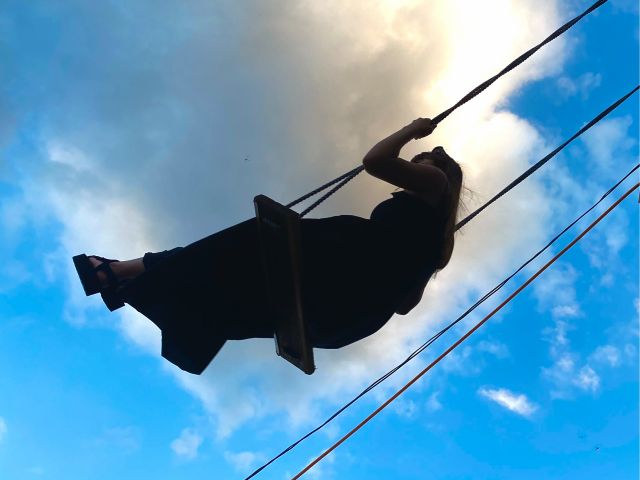 ブランコ楽しいですよ