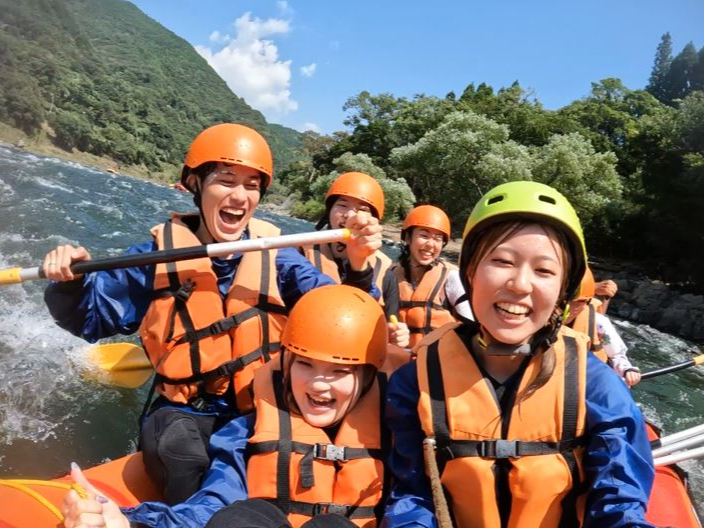 笑いすぎて楽しすぎて明日の仕事が憂鬱ww