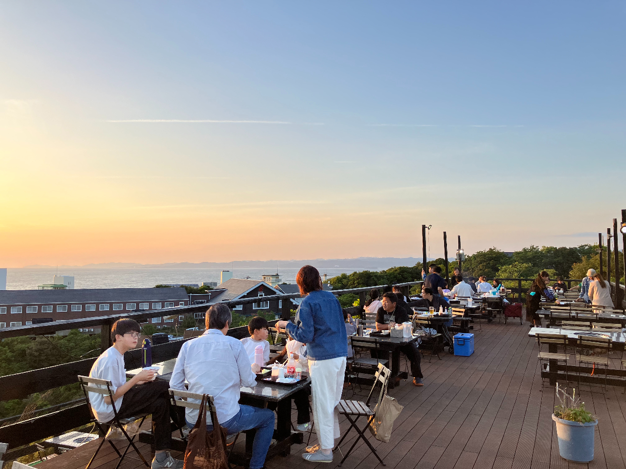 自然の風が気持ち良い3Fのテラス