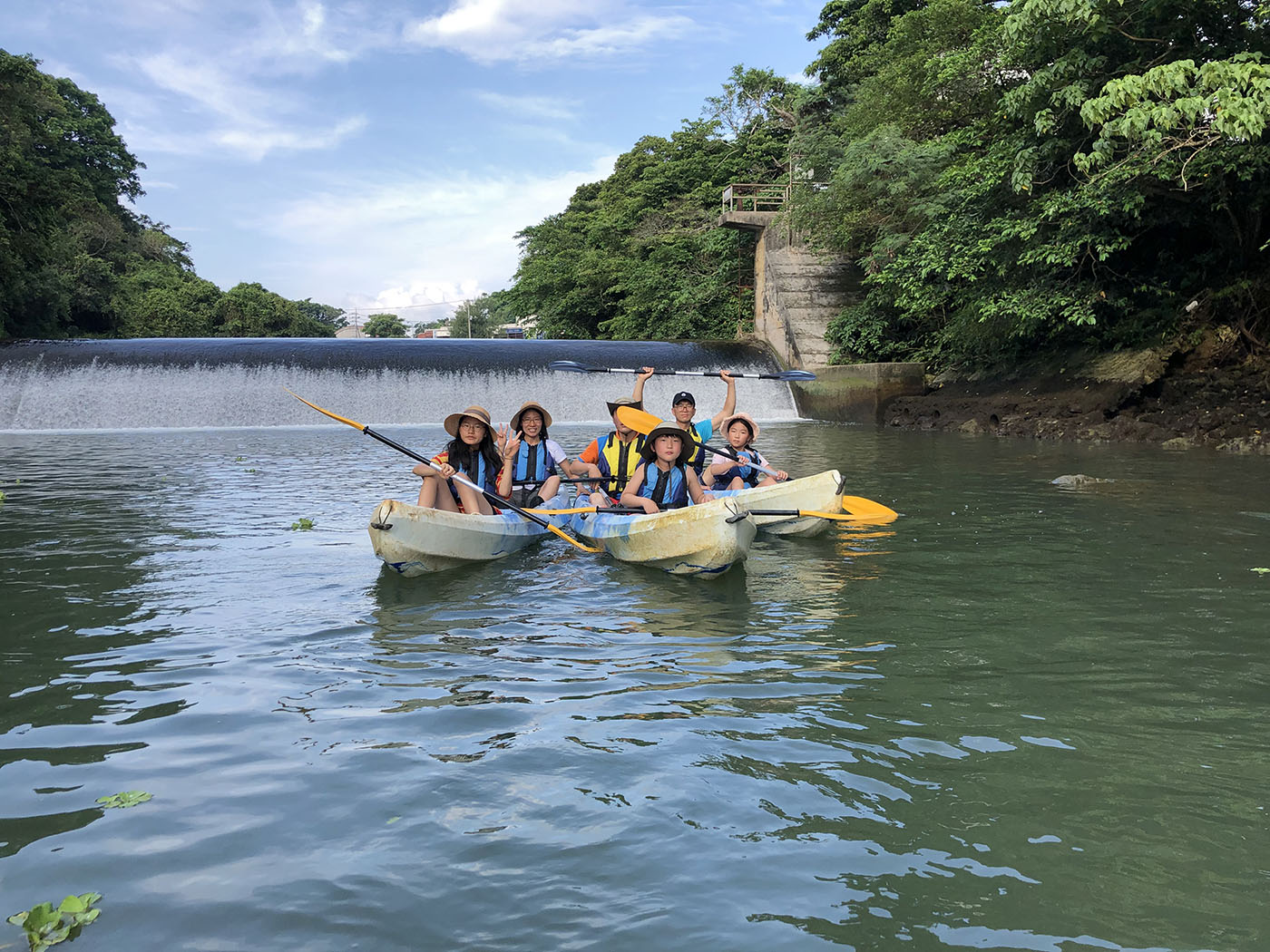 ファミリーで楽しく漕ぎます