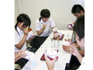 清水焼絵付け体験 2色湯呑みコース 有限会社 森陶器館 じゃらん遊び体験 清水焼絵付け体験 2色湯呑みコース 有限会社 森陶器館 じゃらん遊び体験