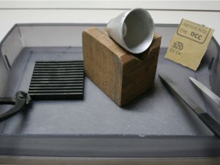 西日暮里 伝統工芸 純錫 ぐい飲み 100年続く工房で職人に教わる鋳金体験 300 の溶解した金属を扱う伝統技法に挑戦 堀川鋳金所 じゃらん遊び体験