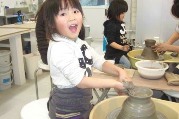 【わくわくリアル陶芸体験!】電動ろくろor手びねり 約2時間 5000円