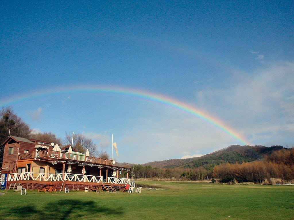 NunEX̊̑O̎ŐŔs܂̂Ōw̕SłB