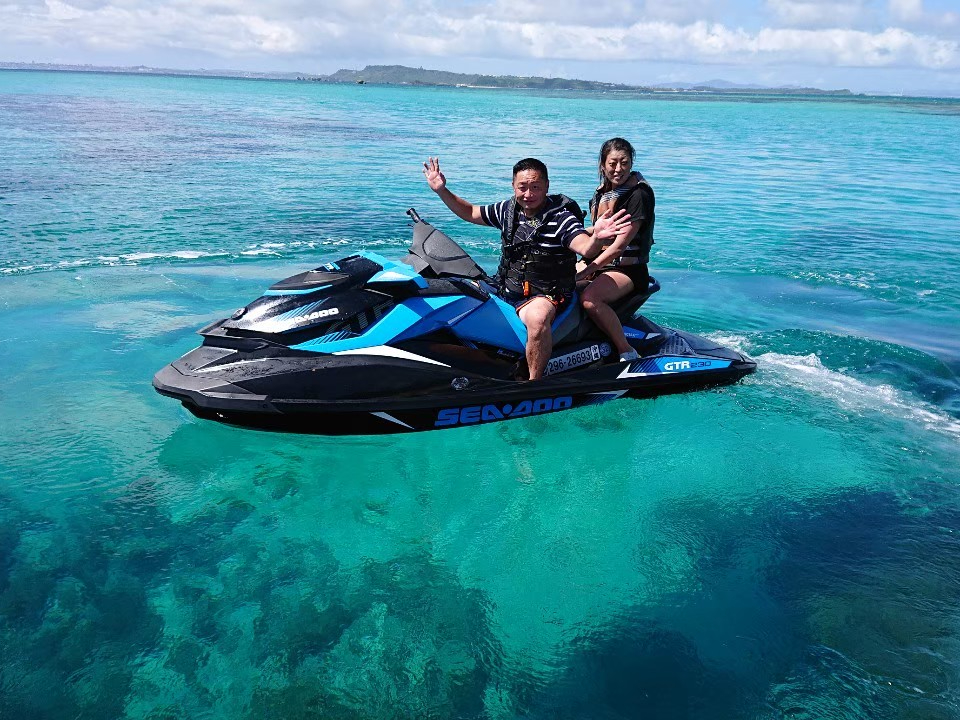 ジェー様 VERTICAL Mesh XXLサイズ　ブルー　レッド　イエロー三点 ツーリングもファッショナブルに楽しみたい！ SHOEIが「J-Cruise 3」の