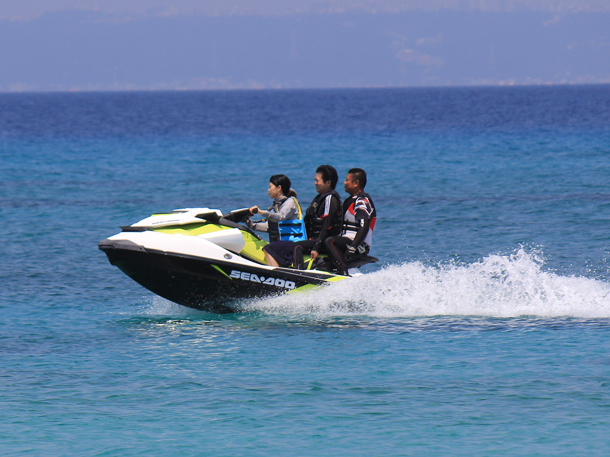 ジェー様 VERTICAL Mesh XXLサイズ　ブルー　レッド　イエロー三点 SHOEI J-Cruise 3にグラフィックモデル‟INSPIRED”が登場 - バイク