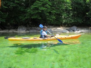 透明度が高く空に浮いているような錯覚さえ感じます