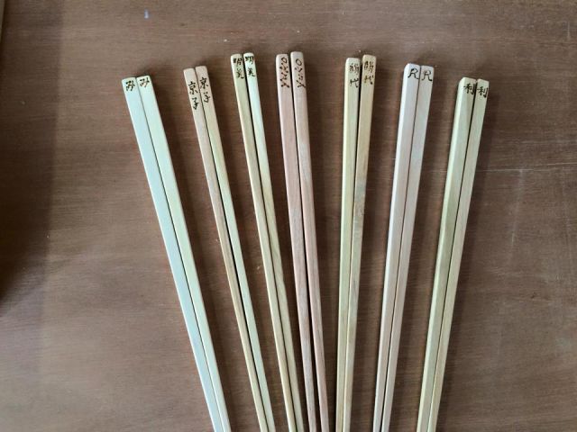 フルーツの木で作った箸