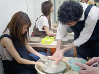 難しそうに見えますが、講師が丁寧にサポートしますので初めてでも必ず作れます♪親子、団体様も大歓迎です。お気軽にご参加ください。