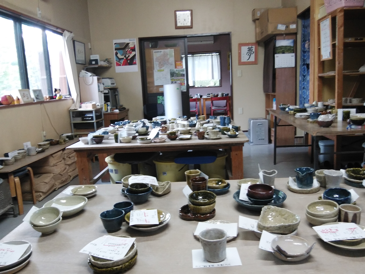 ����������i�͎d�グ�E�Đ��̂̂��A�Q�`�R������ɒ������ł����肢�����܂��B