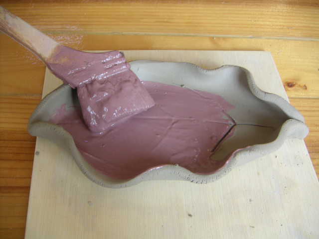 �`������āA�F��h��A�Ō�ɍ��тŐF��h��܂��B500�N�O�̐l�Ɠ������Ƃ��Ă݂܂��傤�B