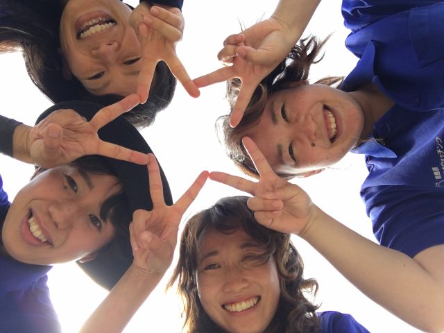 愉快なスタッフが皆様のお越しをお待ちしております。