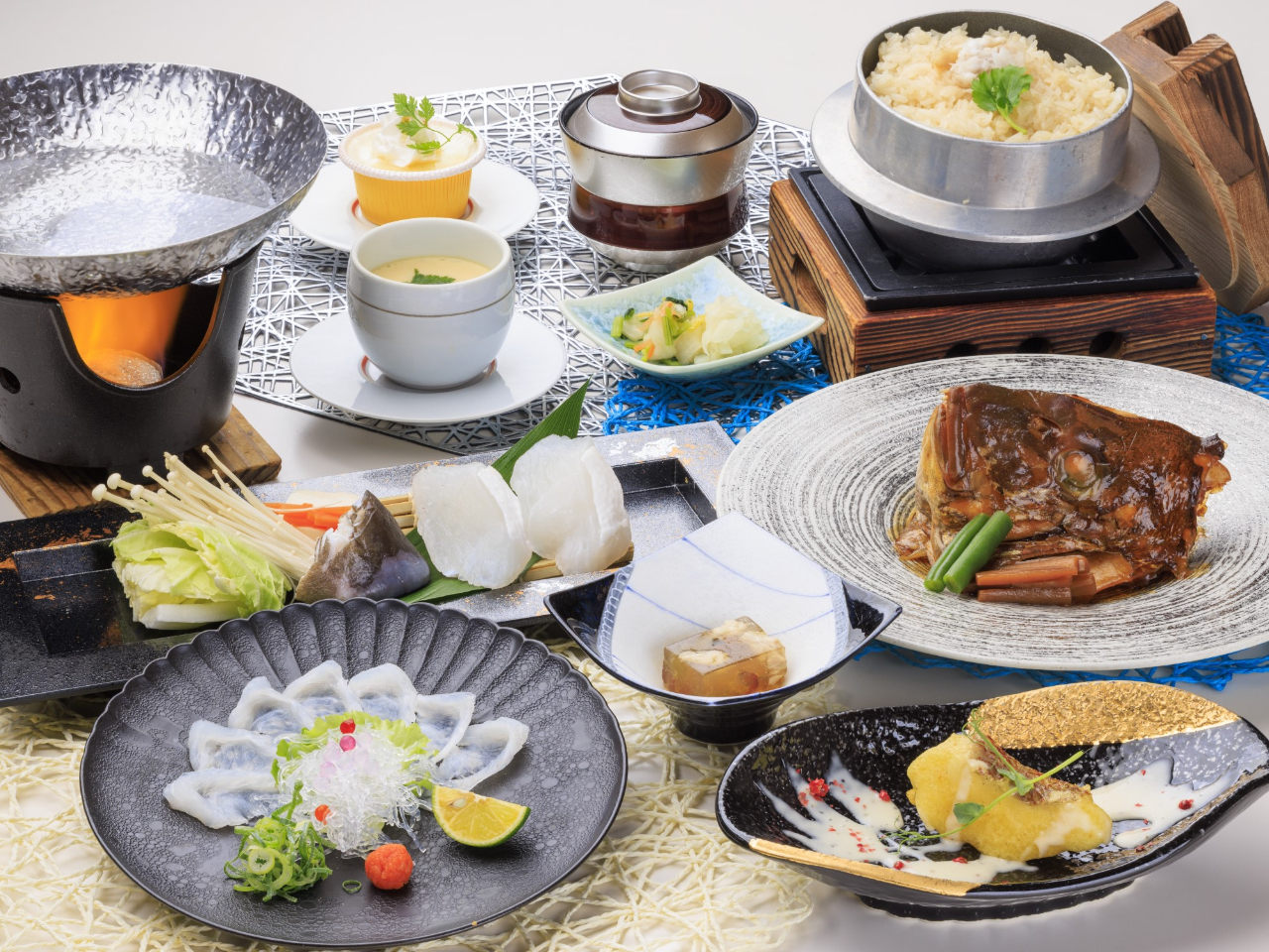 初めてクエを食べる方にもおすすめ♪「天然クエミニ会席」