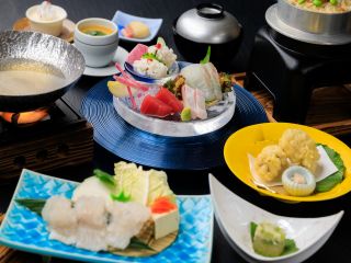 関西の初夏の食材ハモ。今年も鱧の産地、沼島(ぬしま)近海産をご用意いたしました。